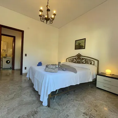 Appartamento [loano] Bilocale A 150 Metri Dal Mare Con Giardino Loano